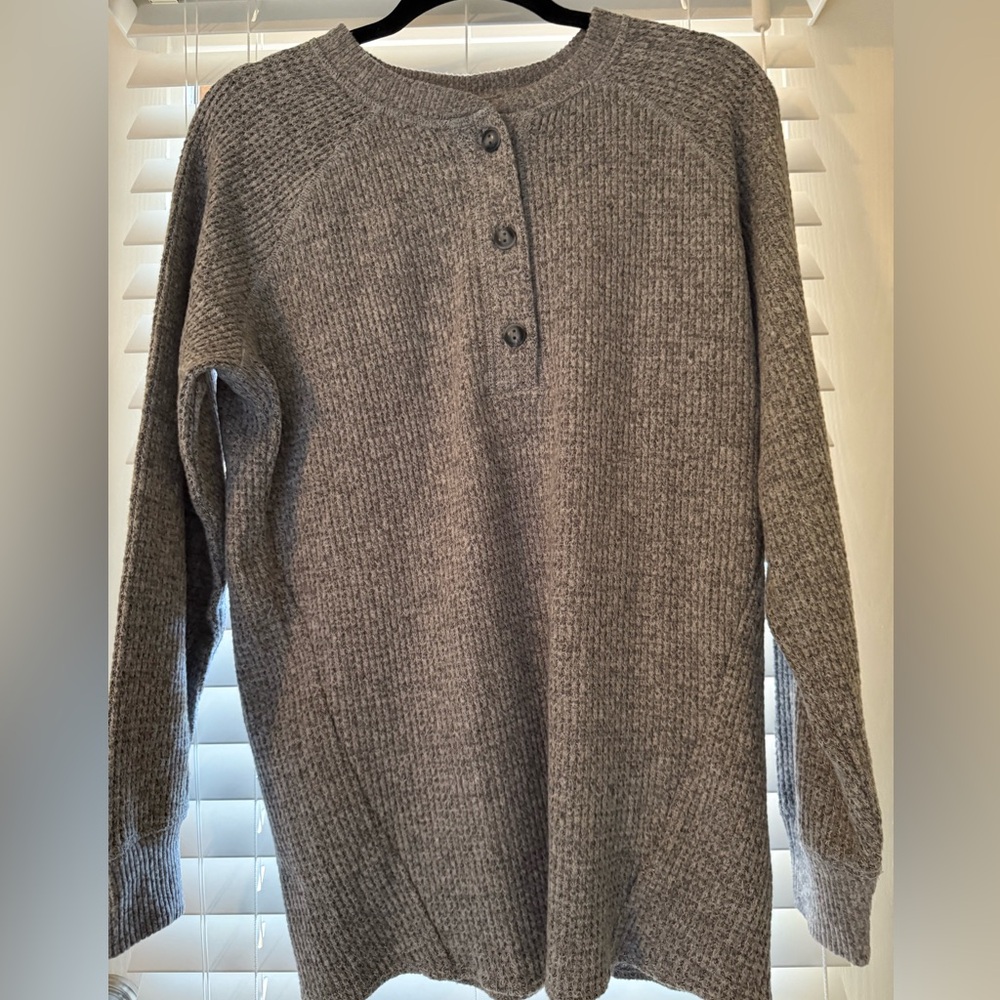 Maternity Old Navy Waffle Button Henley
